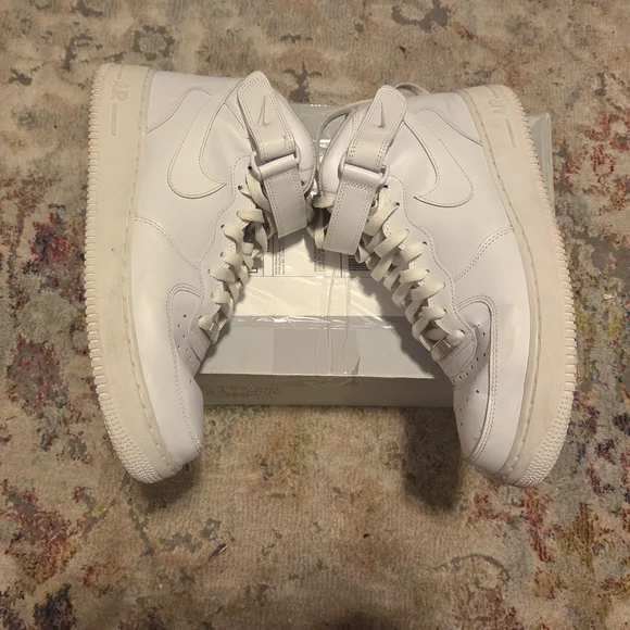 Nike Air Force 1 White High-Top Sneakers - Picture 2 of 5
